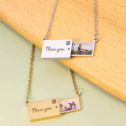 Pull-out Photo Envelope Necklace